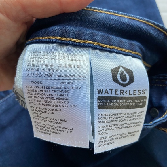 Levi's Women's Skinny Jeans - Dark Blue - Picture 8 of 9